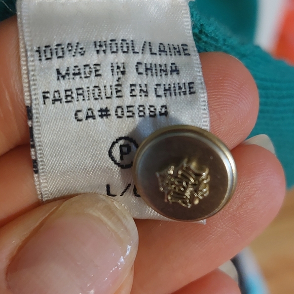 Special.edition 100 percent wool Emerald green button up cardigan. - Picture 4 of 6